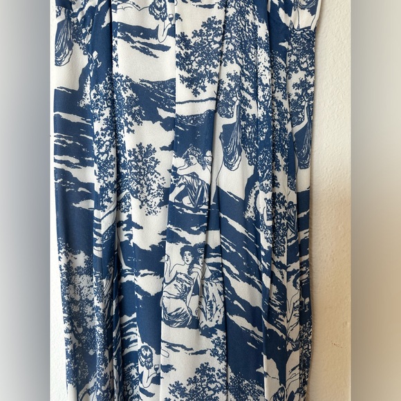 Blue & White Chinoiserie Patterned Dress by Reformation - Picture 8 of 12
